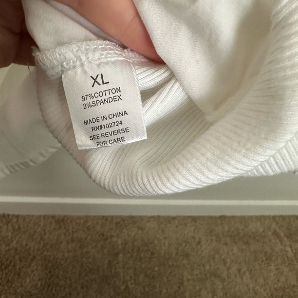 Harve Benard Women's White Button-Down Shirt - Picture 5 of 6